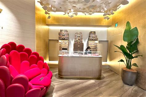 louis vuitton cafe price|Le Café V, TOKYO – Luxurious Louis Vuitton Cafe At Ginza, With .